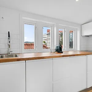 Modern Penthouse With A View - Behind Bryggen Apartamento Bergen