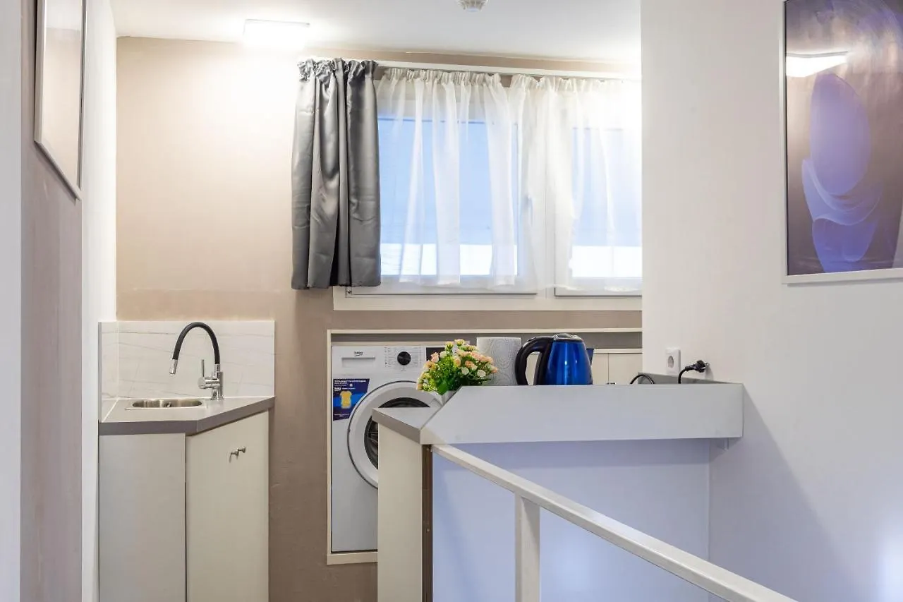 Rakoczi 4 Bedroom Centre Apartment Budapest 0*,  Hungary