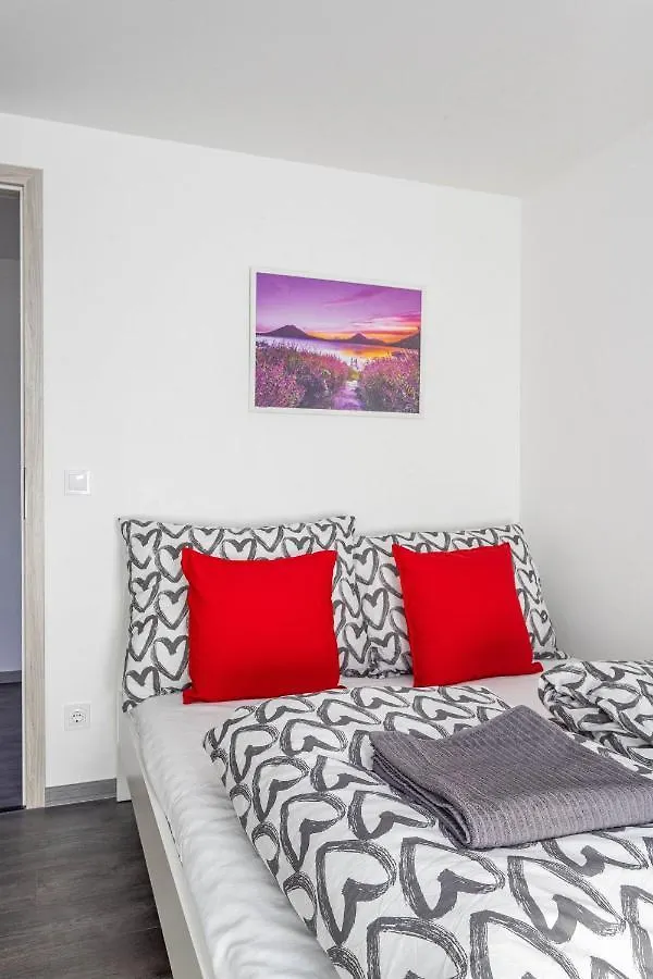 Rákóczi 4 Bedroom Centre Apartment Budapest